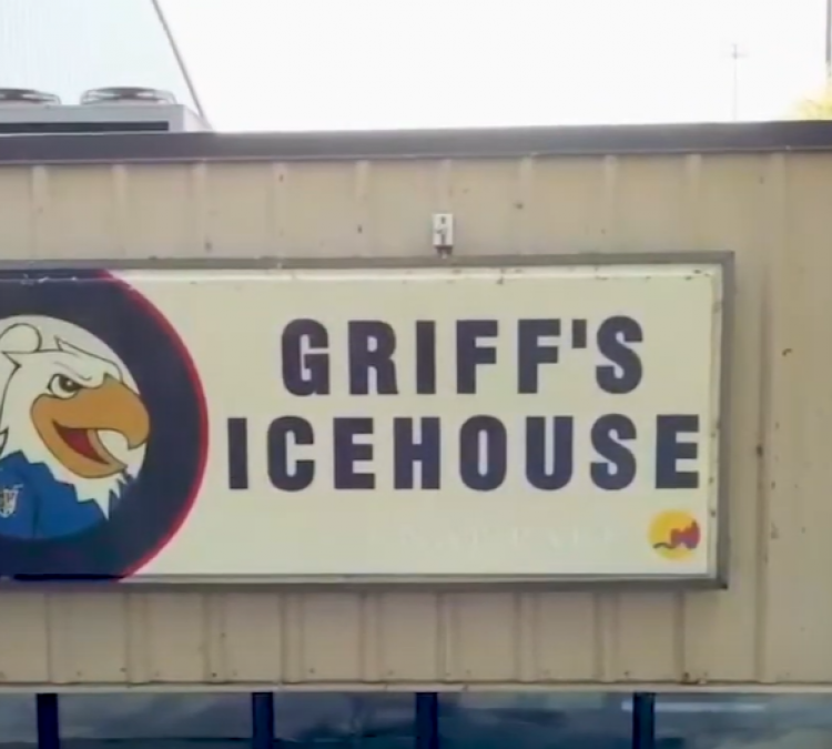griffs-icehouse-at-belknap-park-photo